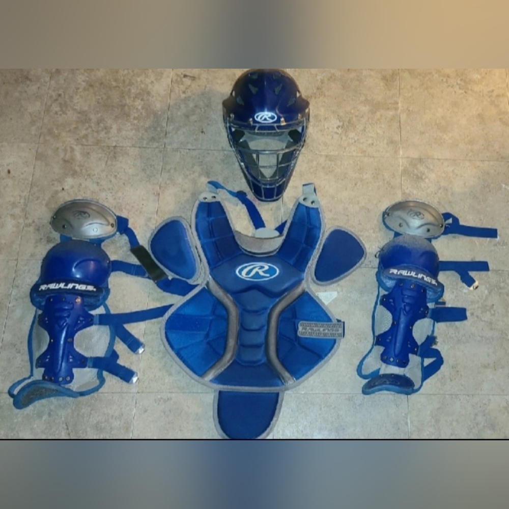 Rawlings Blue Catcher's Gear Set.                ** YOUTH**